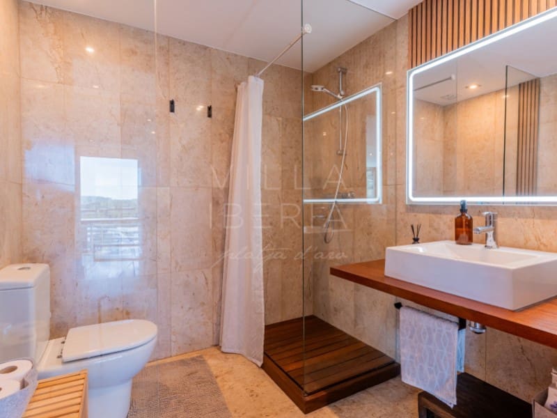 5 soveværelse Villa til salg i Sant Feliu de Guixols med swimmingpool - € 1.295.000 (Ref: 8962054)