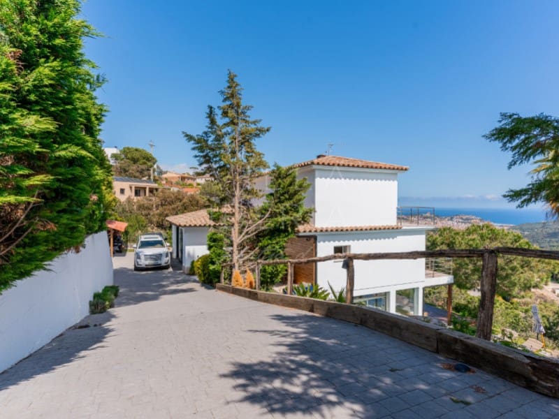 5 soveværelse Villa til salg i Sant Feliu de Guixols med swimmingpool - € 1.295.000 (Ref: 8962054)