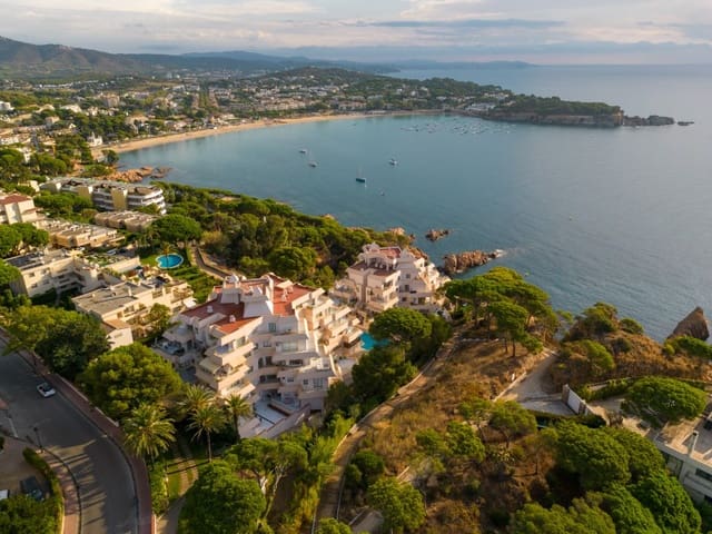 4 soverom Villa til salgs i S'Agaro, Castell-Platja d'Aro - € 1 120 000 (Ref: 9012285)