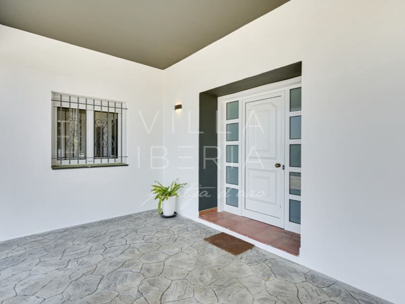 4 soveværelse Villa til salg i Santa Cristina d'Aro med garage - € 695.000 (Ref: 9014550)