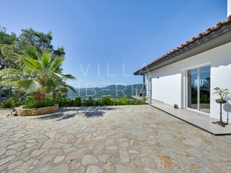 4 soveværelse Villa til salg i Santa Cristina d'Aro med garage - € 695.000 (Ref: 9014550)