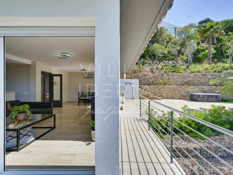 4 soveværelse Villa til salg i Santa Cristina d'Aro med garage - € 695.000 (Ref: 9014550)