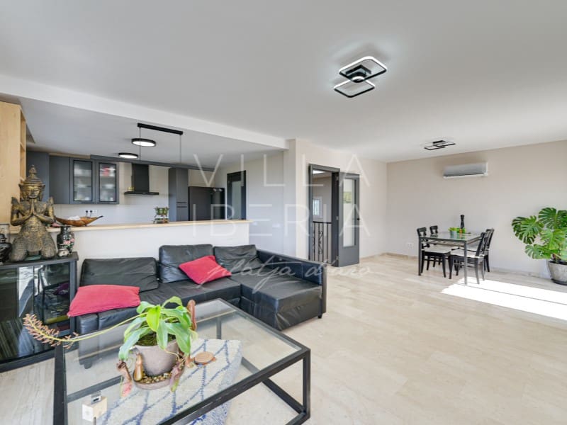 4 soveværelse Villa til salg i Santa Cristina d'Aro med garage - € 695.000 (Ref: 9014550)