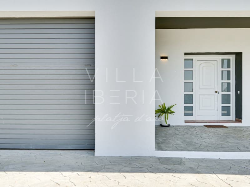 4 soveværelse Villa til salg i Santa Cristina d'Aro med garage - € 695.000 (Ref: 9014550)