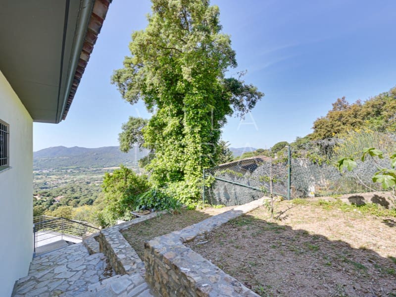 4 soveværelse Villa til salg i Santa Cristina d'Aro med garage - € 695.000 (Ref: 9014550)