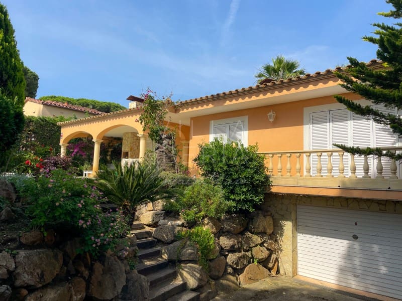 3 soveværelse Villa til salg i Calonge i Sant Antoni med swimmingpool garage - € 1.160.000 (Ref: 9101293)