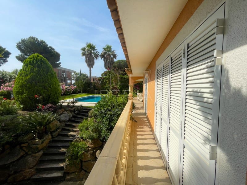 3 soveværelse Villa til salg i Calonge i Sant Antoni med swimmingpool garage - € 1.160.000 (Ref: 9101293)