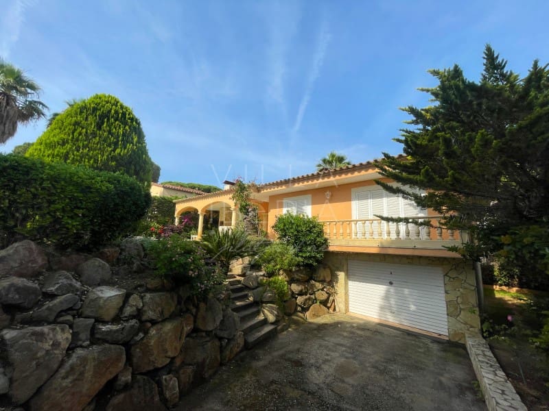 3 soveværelse Villa til salg i Calonge i Sant Antoni med swimmingpool garage - € 1.160.000 (Ref: 9101293)