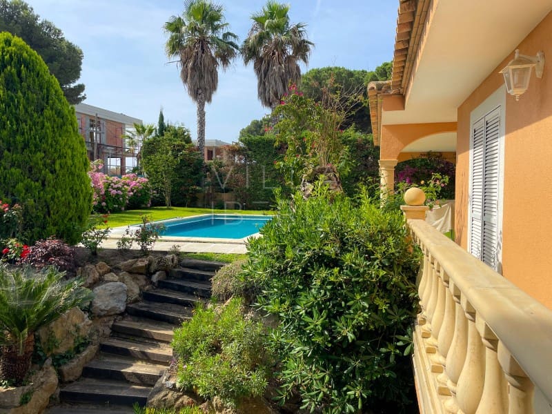 3 soveværelse Villa til salg i Calonge i Sant Antoni med swimmingpool garage - € 1.160.000 (Ref: 9101293)