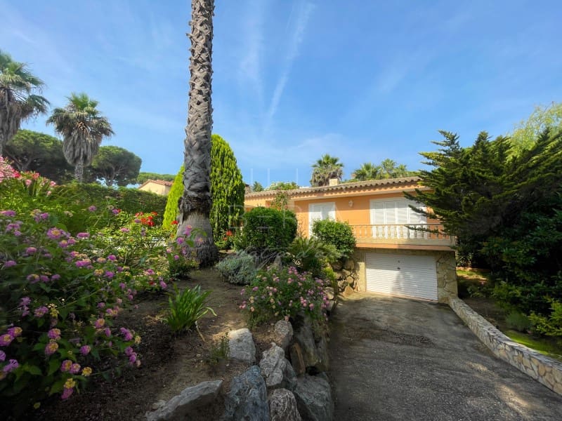 3 soveværelse Villa til salg i Calonge i Sant Antoni med swimmingpool garage - € 1.160.000 (Ref: 9101293)