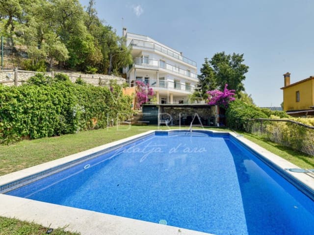 6 soverom Villa til salgs i Santa Cristina d'Aro med garasje - € 1 500 000 (Ref: 9109057)