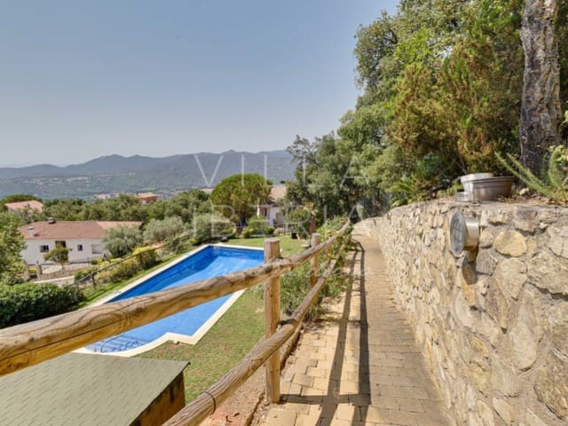 6 soverom Villa til salgs i Santa Cristina d'Aro med garasje - € 1 500 000 (Ref: 9109057)