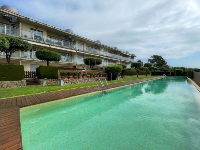 3 soverom Penthouse til salgs i Sant Feliu de Guixols med svømmebasseng garasje - € 585 000 (Ref: 9112673)