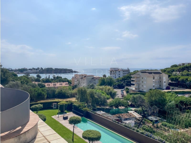 3 soverom Penthouse til salgs i Sant Feliu de Guixols med svømmebasseng garasje - € 585 000 (Ref: 9112673)