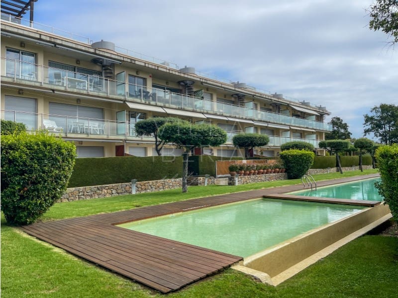 3 soverom Penthouse til salgs i Sant Feliu de Guixols med svømmebasseng garasje - € 585 000 (Ref: 9112673)