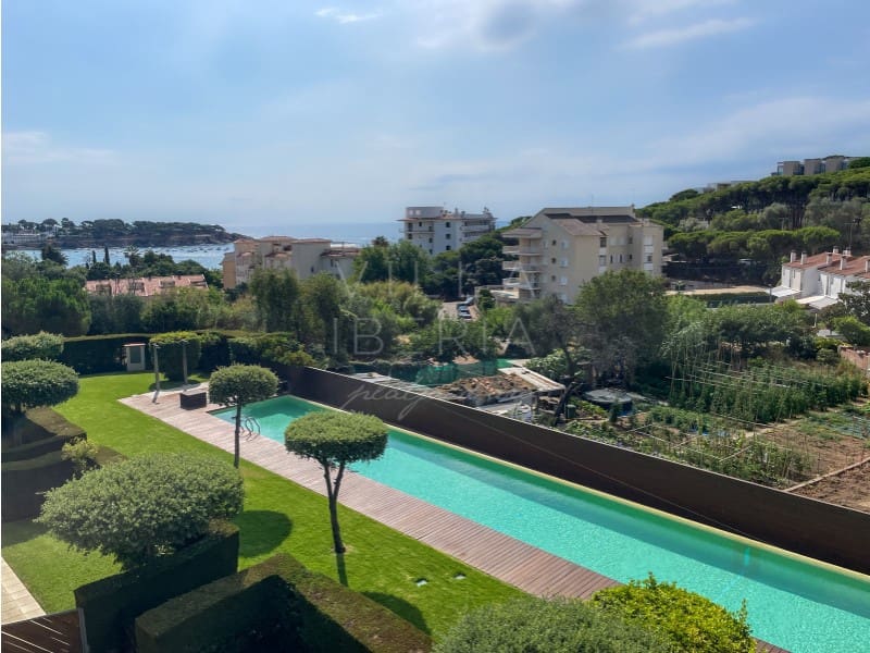 3 soverom Penthouse til salgs i Sant Feliu de Guixols med svømmebasseng garasje - € 585 000 (Ref: 9112673)