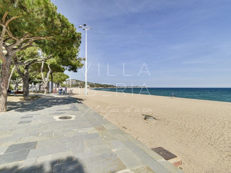 2 sovrum Lägenhet till salu i Platja d'Aro - 350 000 € (Ref: 9129921)