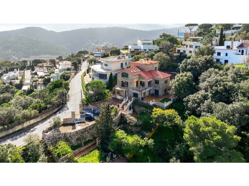 6 soveværelse Villa til salg i Begur med garage - € 1.390.000 (Ref: 9130401)