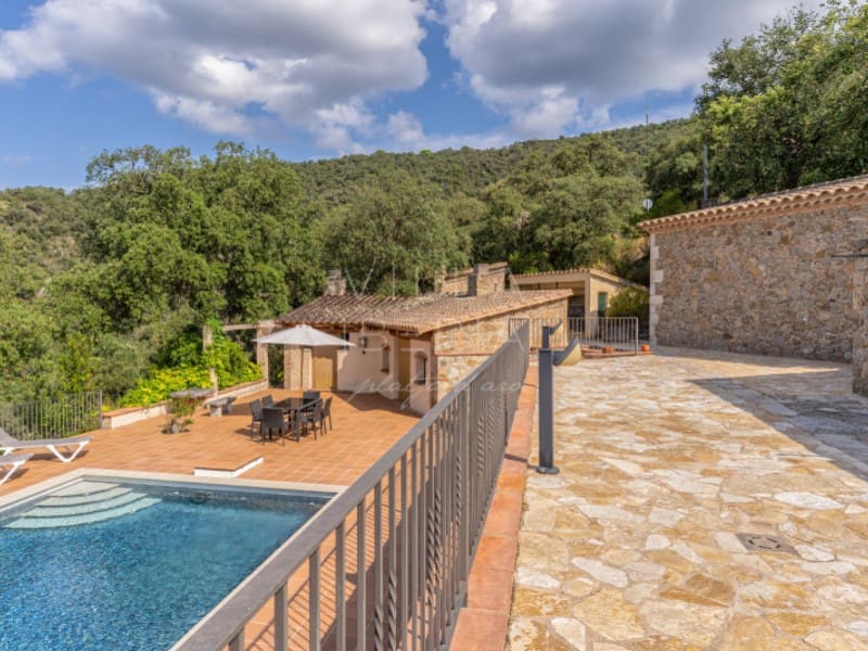 5 chambre Villa/Maison à vendre à Santa Cristina d'Aro avec piscine garage - 1 795 000 € (Ref: 9134642)