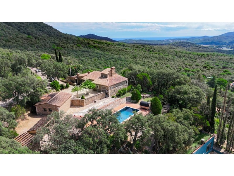 5 chambre Villa/Maison à vendre à Santa Cristina d'Aro avec piscine garage - 1 795 000 € (Ref: 9134642)