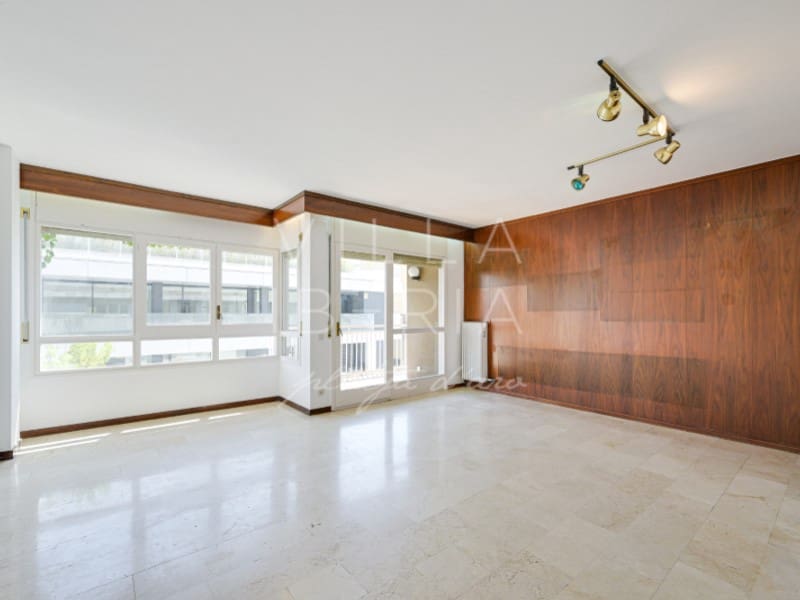 4 soveværelse Lejlighed til salg i Girona by med garage - € 535.000 (Ref: 9147376)