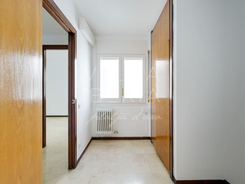 4 soveværelse Lejlighed til salg i Girona by med garage - € 535.000 (Ref: 9147376)