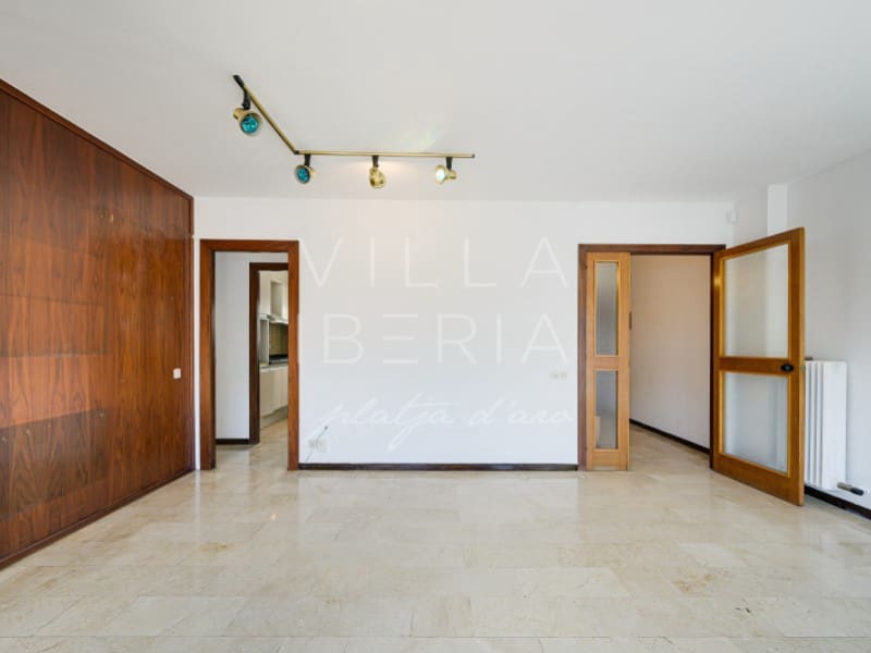 4 soveværelse Lejlighed til salg i Girona by med garage - € 535.000 (Ref: 9147376)