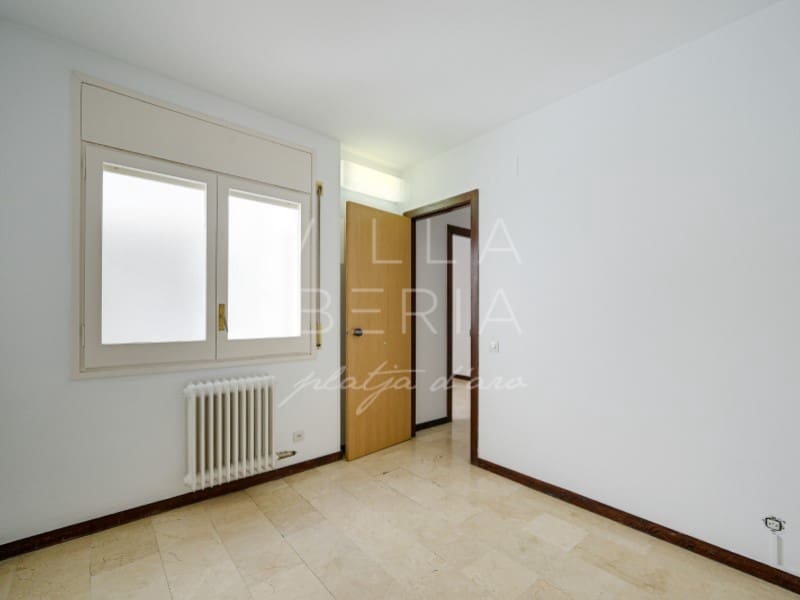 4 soveværelse Lejlighed til salg i Girona by med garage - € 535.000 (Ref: 9147376)