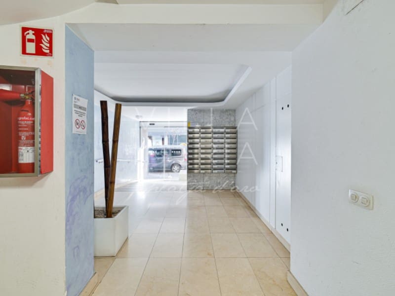 4 soveværelse Lejlighed til salg i Girona by med garage - € 535.000 (Ref: 9147376)