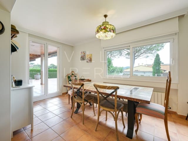 5 soverom Villa til salgs i Calonge i Sant Antoni med svømmebasseng garasje - € 1 250 000 (Ref: 9154378)