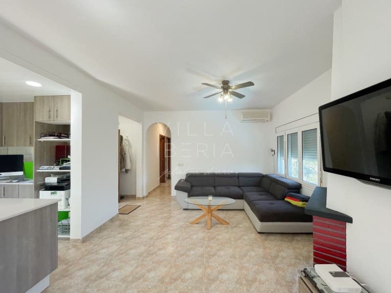 4 slaapkamer Villa te koop in Santa Cristina d'Aro - € 479.000 (Ref: 9171736)