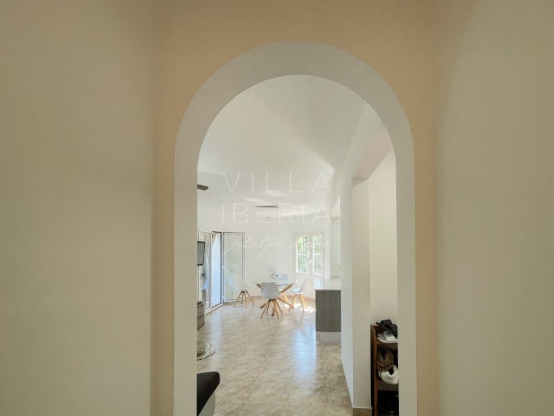 4 slaapkamer Villa te koop in Santa Cristina d'Aro - € 479.000 (Ref: 9171736)