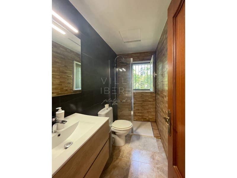 4 slaapkamer Villa te koop in Santa Cristina d'Aro - € 479.000 (Ref: 9171736)