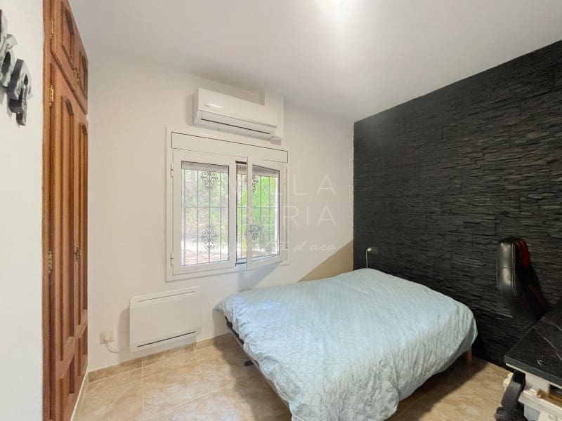 4 slaapkamer Villa te koop in Santa Cristina d'Aro - € 479.000 (Ref: 9171736)