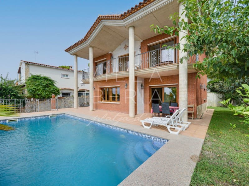 4 bedroom Villa for sale in Platja d'Aro with pool garage - € 1,120,000 (Ref: 9194087)