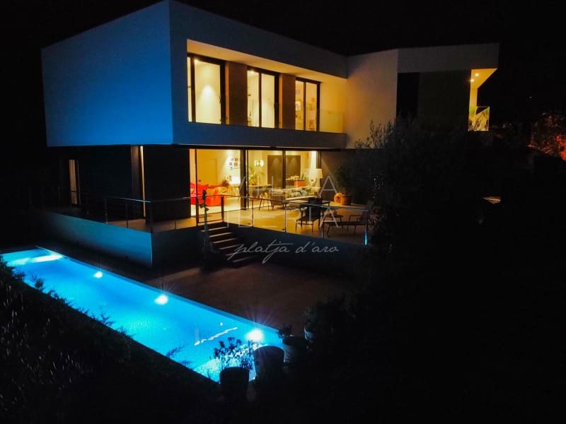 6 soverom Villa til salgs i Platja d'Aro med garasje - € 3 000 000 (Ref: 9198011)