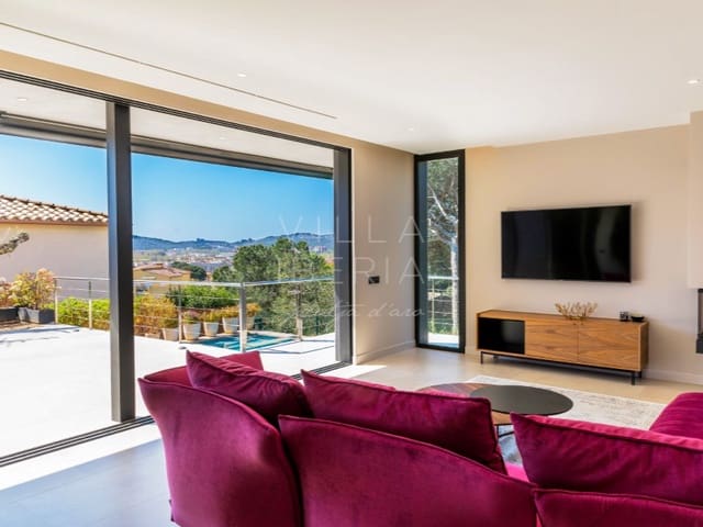 6 chambre Villa/Maison à vendre à Platja d'Aro, Castell-Platja d'Aro avec garage - 3 000 000 € (Ref: 9198011)