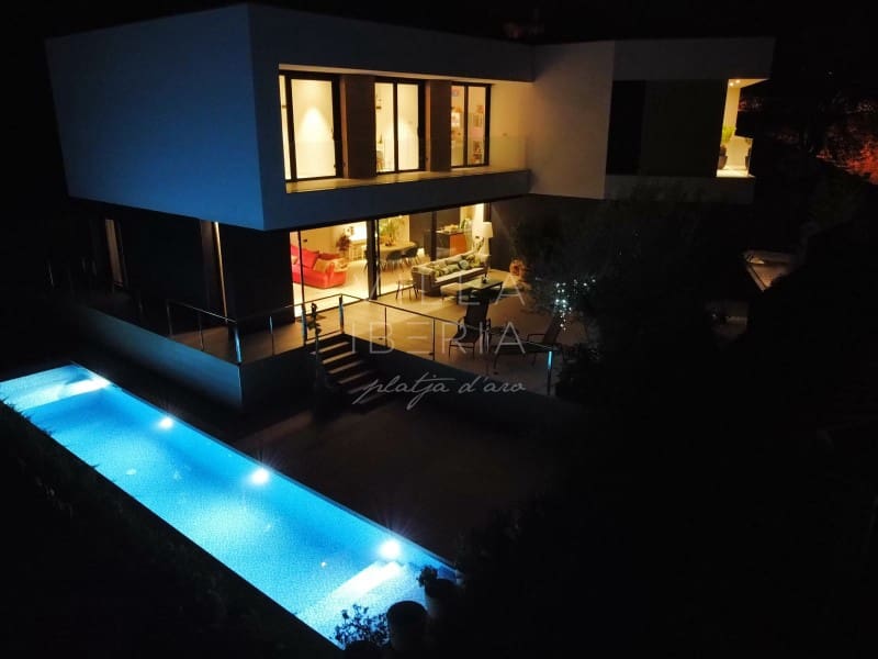 6 soverom Villa til salgs i Platja d'Aro med garasje - € 3 000 000 (Ref: 9198011)