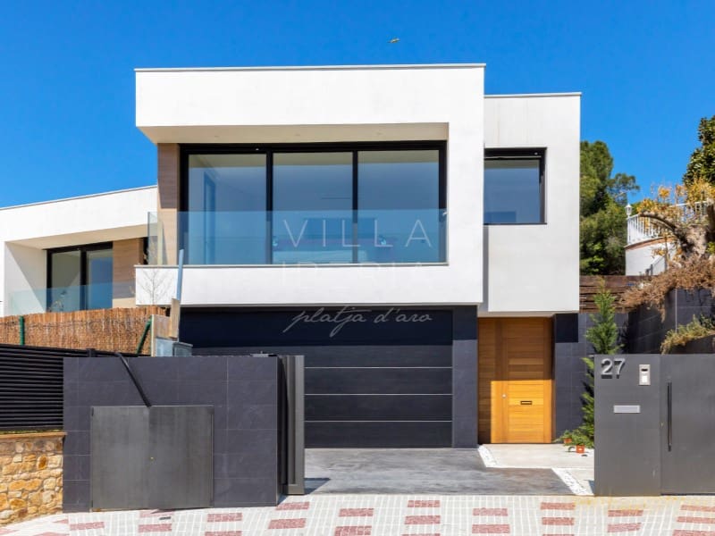 6 soverom Villa til salgs i Platja d'Aro med garasje - € 3 000 000 (Ref: 9198011)