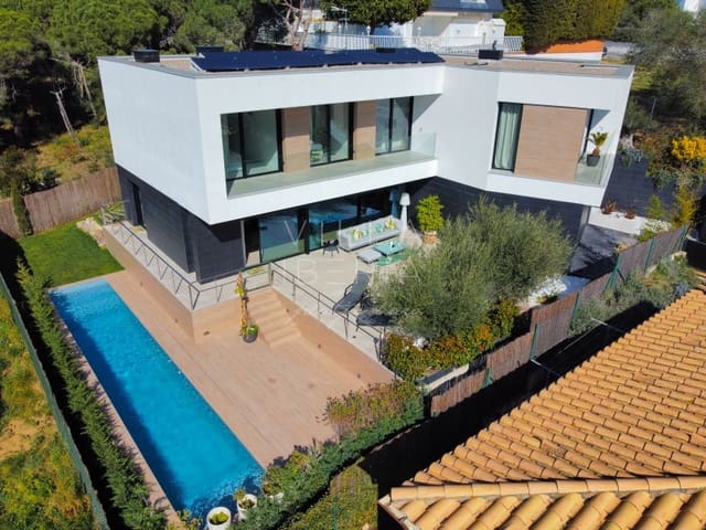 6 chambre Villa/Maison à vendre à Platja d'Aro, Castell-Platja d'Aro avec garage - 3 000 000 € (Ref: 9198011)