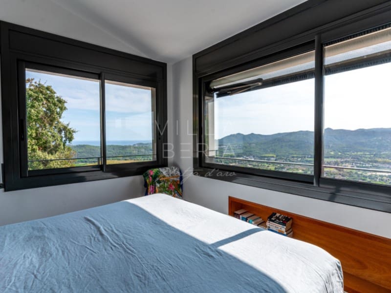 4 soveværelse Villa til salg i Santa Cristina d'Aro med garage - € 760.000 (Ref: 9215452)