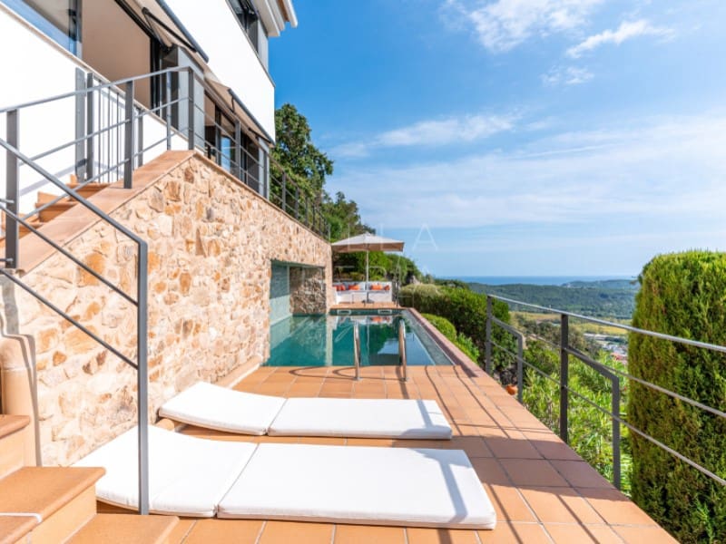 4 soveværelse Villa til salg i Santa Cristina d'Aro med garage - € 760.000 (Ref: 9215452)