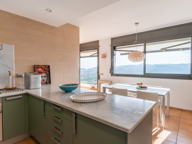 4 soveværelse Villa til salg i Santa Cristina d'Aro med garage - € 760.000 (Ref: 9215452)