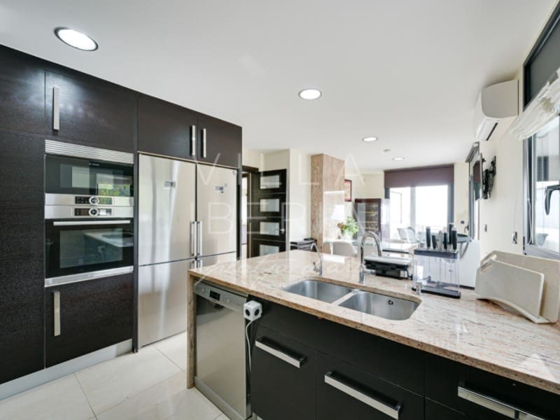 5 sovrum Villa till salu i Calonge i Sant Antoni med garage - 1 600 000 € (Ref: 9218800)