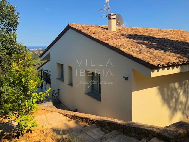 4 Zimmer Villa zu verkaufen in Santa Cristina d'Aro mit Pool Garage - 2.100.000 € (Ref: 9240275)