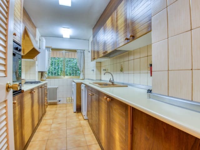 2 slaapkamer Strandappartement te koop in Sant Feliu de Guíxols met zwembad garage - € 440.000 (Ref: 9321798)