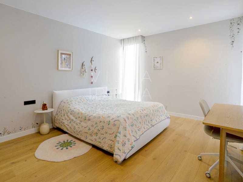 4 makuuhuone Huvila myytävänä paikassa S'Agaro mukana uima-altaan 
autotalli - 2 400 000 € (Ref: 9353513)