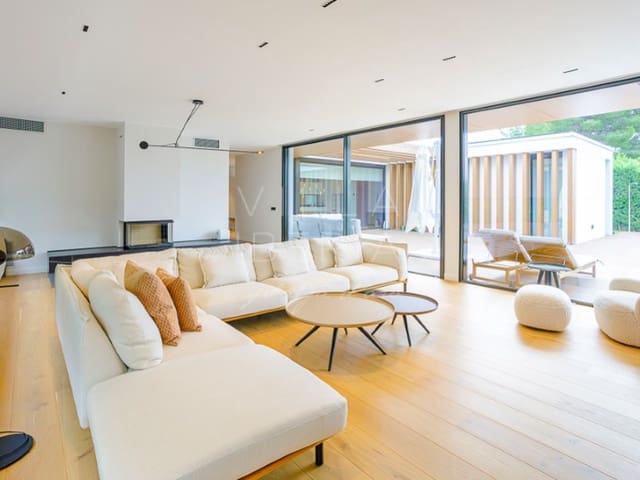 4 chambre Villa/Maison à vendre à S'Agaro, Castell-Platja d'Aro avec piscine garage - 2 400 000 € (Ref: 9353513)