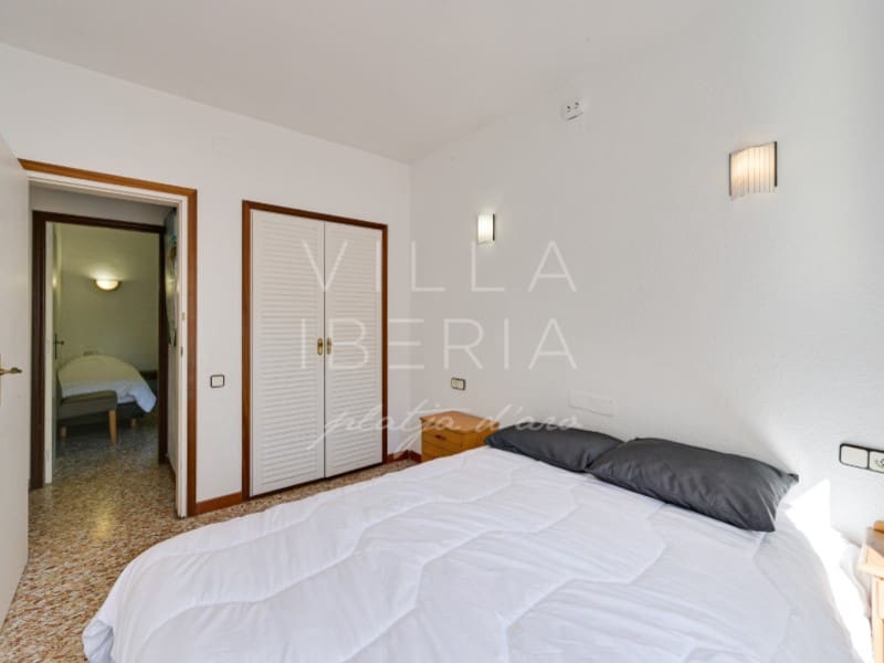 5 slaapkamer Villa te koop in Santa Cristina d'Aro met garage - € 395.000 (Ref: 9367808)