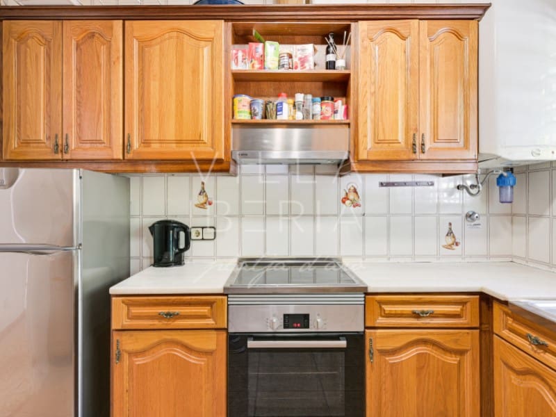 5 slaapkamer Villa te koop in Santa Cristina d'Aro met garage - € 395.000 (Ref: 9367808)